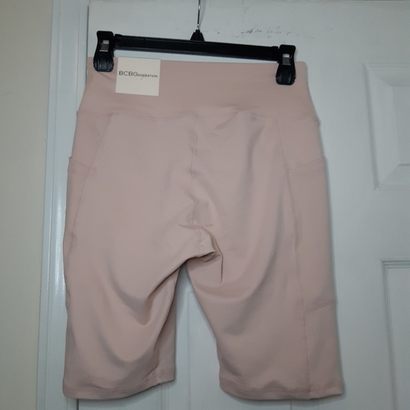 Bcbg generation athletic high waisted shorts - Picture 3 of 5